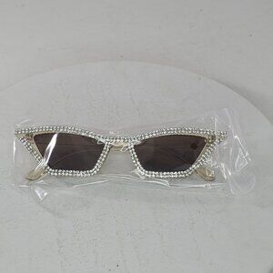 Breyerfest 2025 VIP Sunglasses Gold Glitter Cat Eye Frames Breyer NEW